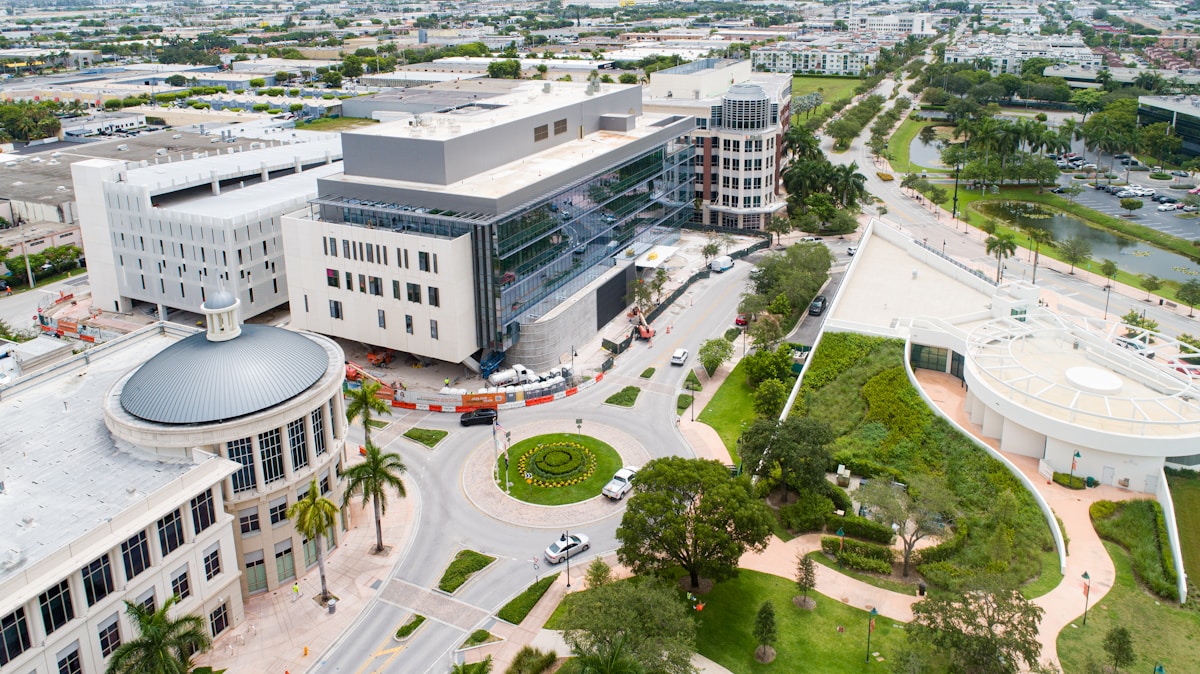 Hospital medical building modern healthcare AdventHealth